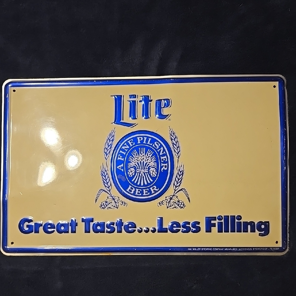 Lite Beer Sign with Blue and Cream Design